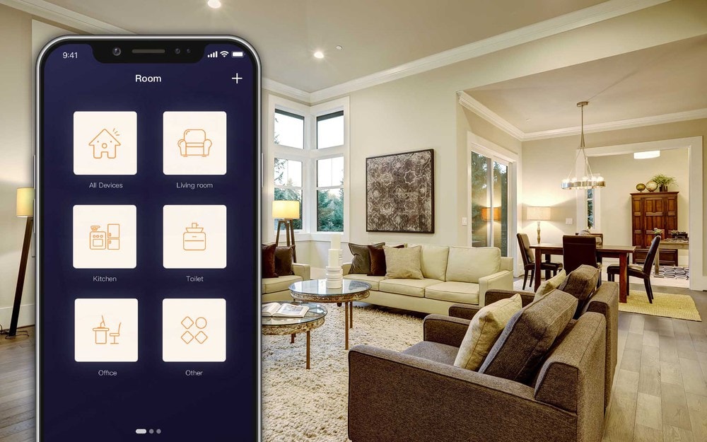 Warm witte Lichtrijke woonkamer met moderne LICHY LAMPEN en slimme verlichtingsbediening via smartphone. Perfect voor sfeervol wonen en energiebesparing.